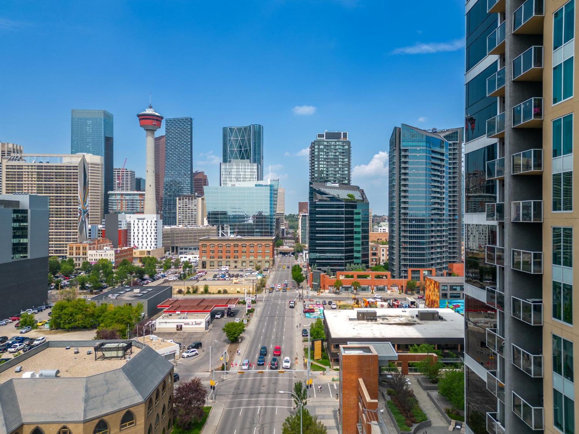 City Centre Retreat - 1Br Condo With Desk YYC Eksteriør bilde